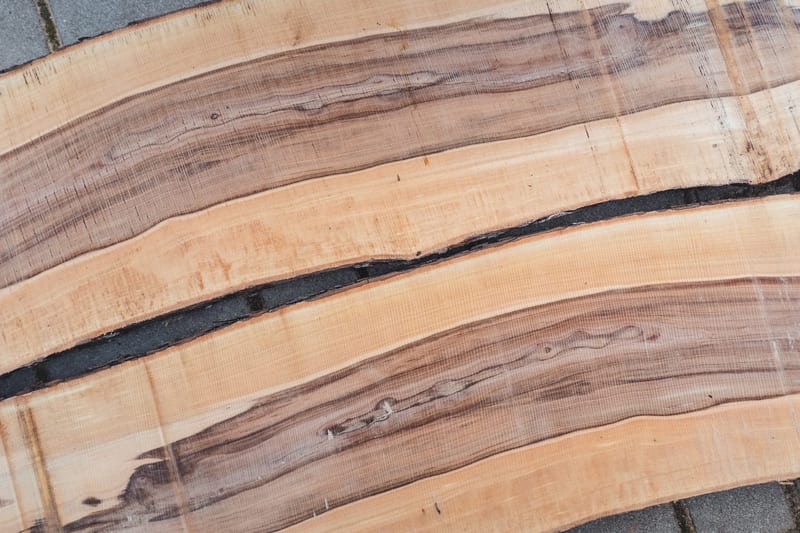 Handgefertigtes Holzunikat aus der Wassermühle